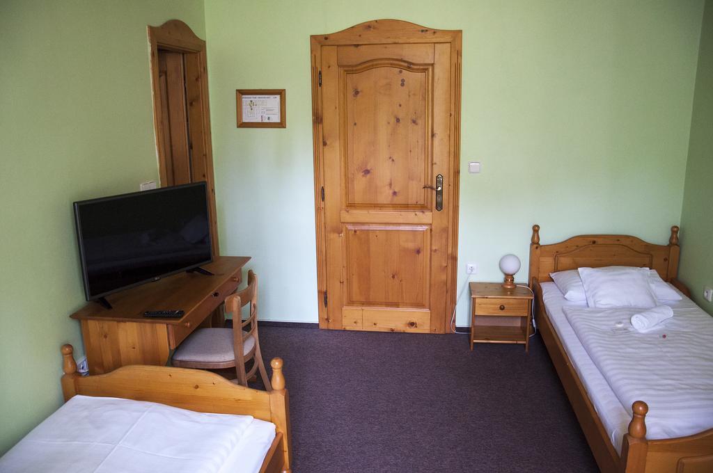 Penzion Diana Teplice nad Becvou Luaran gambar